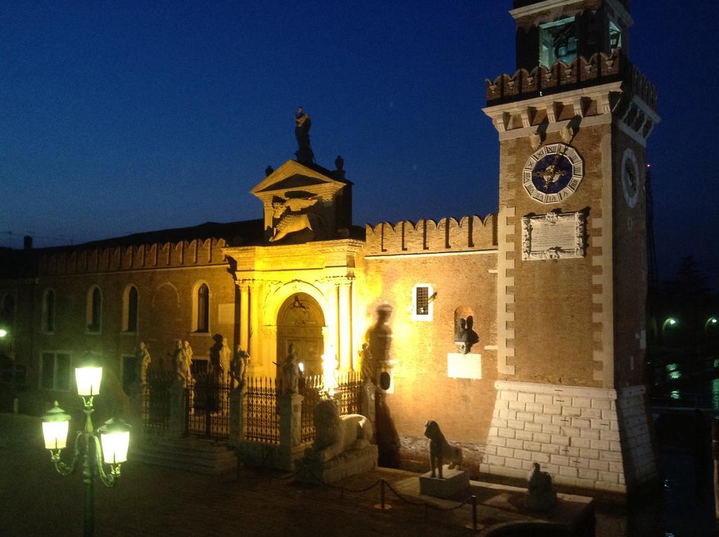 Suite Ai Leoni Venice Luaran gambar